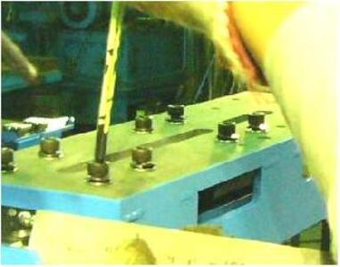 貴社工場の各種生産ライン用機械製作に幅広く対応！